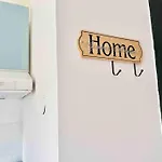 5 Min Walk To Duomo Petite Loft!