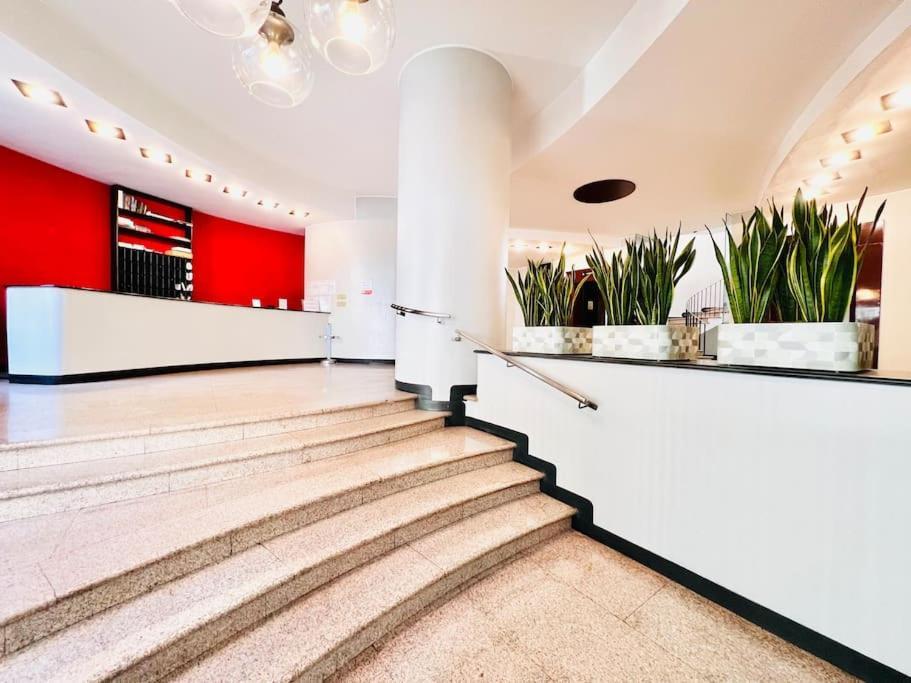 5 Min Walk To Duomo Petite Loft! Appartement Milan